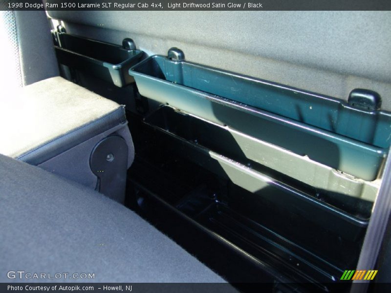 Light Driftwood Satin Glow / Black 1998 Dodge Ram 1500 Laramie SLT Regular Cab 4x4