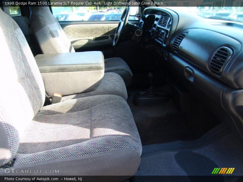 Light Driftwood Satin Glow / Black 1998 Dodge Ram 1500 Laramie SLT Regular Cab 4x4