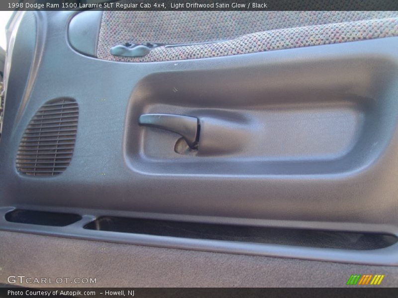 Light Driftwood Satin Glow / Black 1998 Dodge Ram 1500 Laramie SLT Regular Cab 4x4