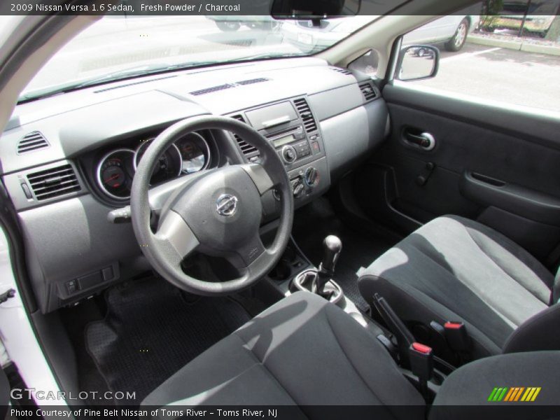 Fresh Powder / Charcoal 2009 Nissan Versa 1.6 Sedan