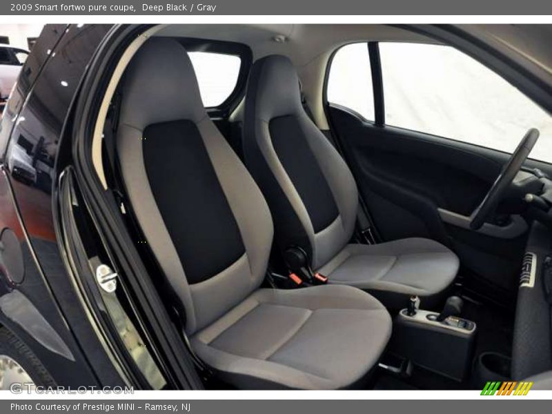  2009 fortwo pure coupe Gray Interior