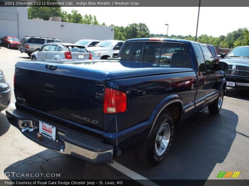 Indigo Blue Metallic / Medium Gray 2001 Chevrolet S10 LS Extended Cab