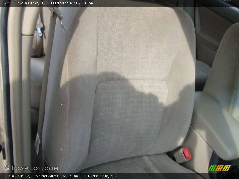 Desert Sand Mica / Taupe 2005 Toyota Camry LE