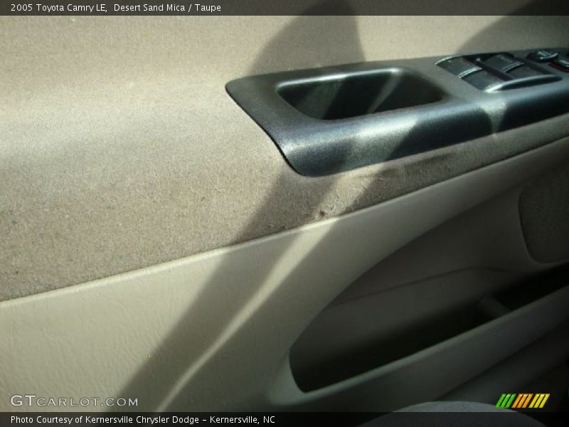 Desert Sand Mica / Taupe 2005 Toyota Camry LE