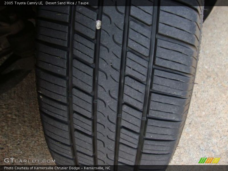 Desert Sand Mica / Taupe 2005 Toyota Camry LE