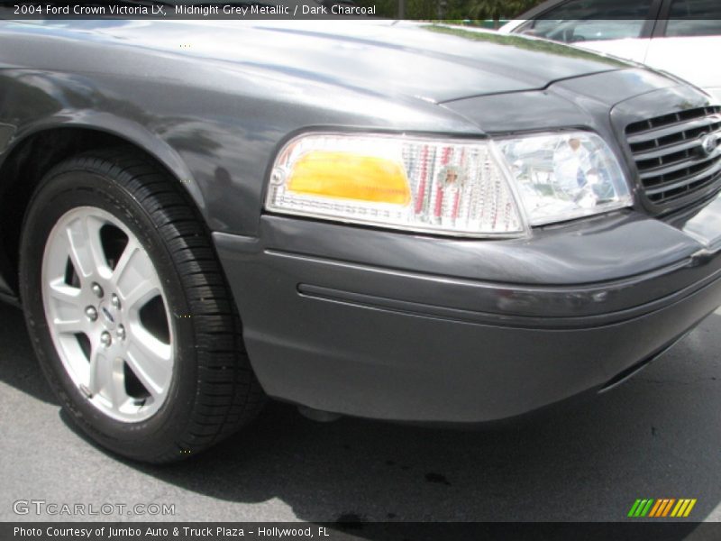 Midnight Grey Metallic / Dark Charcoal 2004 Ford Crown Victoria LX