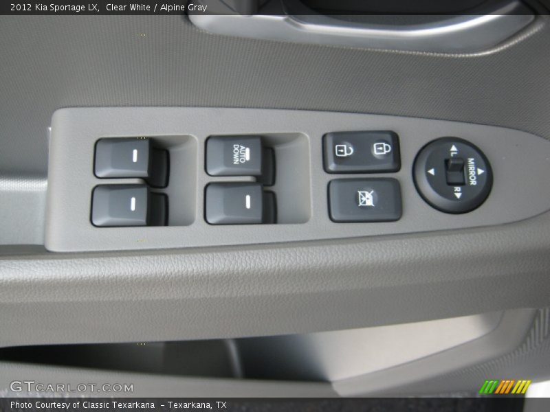 Controls of 2012 Sportage LX
