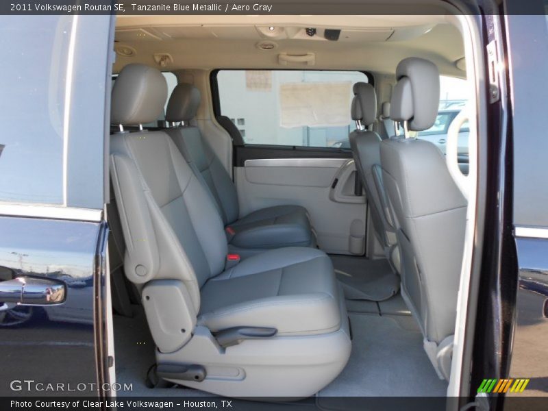 Tanzanite Blue Metallic / Aero Gray 2011 Volkswagen Routan SE