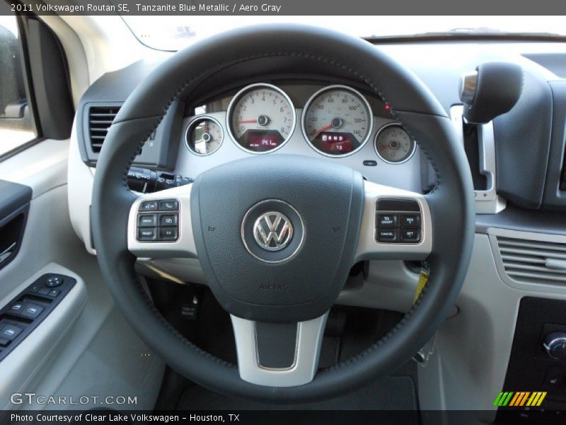 Tanzanite Blue Metallic / Aero Gray 2011 Volkswagen Routan SE