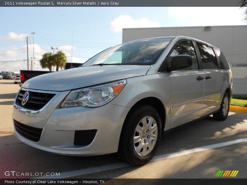 Mercury Silver Metallic / Aero Gray 2011 Volkswagen Routan S