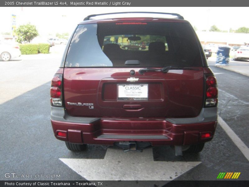 Majestic Red Metallic / Light Gray 2005 Chevrolet TrailBlazer LS 4x4