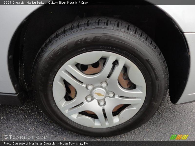 Galaxy Silver Metallic / Gray 2005 Chevrolet Malibu Sedan