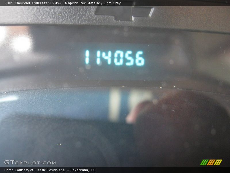 Majestic Red Metallic / Light Gray 2005 Chevrolet TrailBlazer LS 4x4