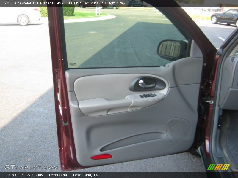 Majestic Red Metallic / Light Gray 2005 Chevrolet TrailBlazer LS 4x4