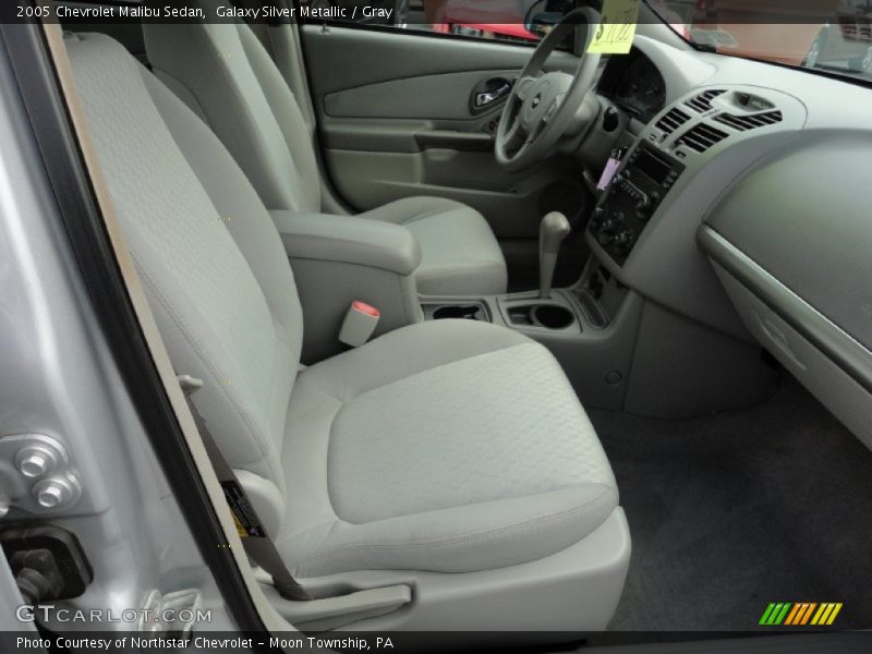Galaxy Silver Metallic / Gray 2005 Chevrolet Malibu Sedan