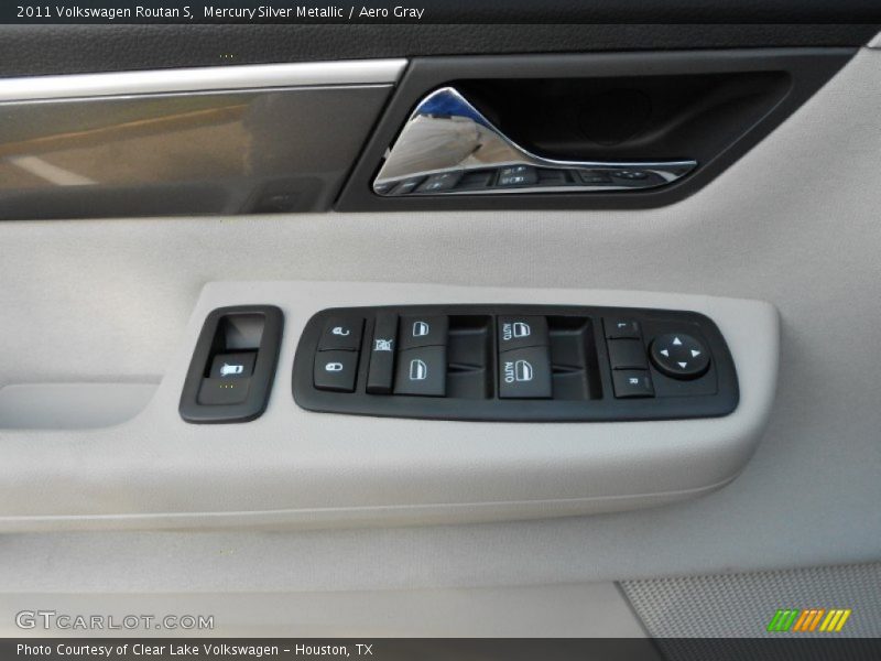 Controls of 2011 Routan S