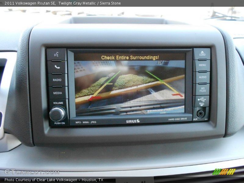 Twilight Gray Metallic / Sierra Stone 2011 Volkswagen Routan SE