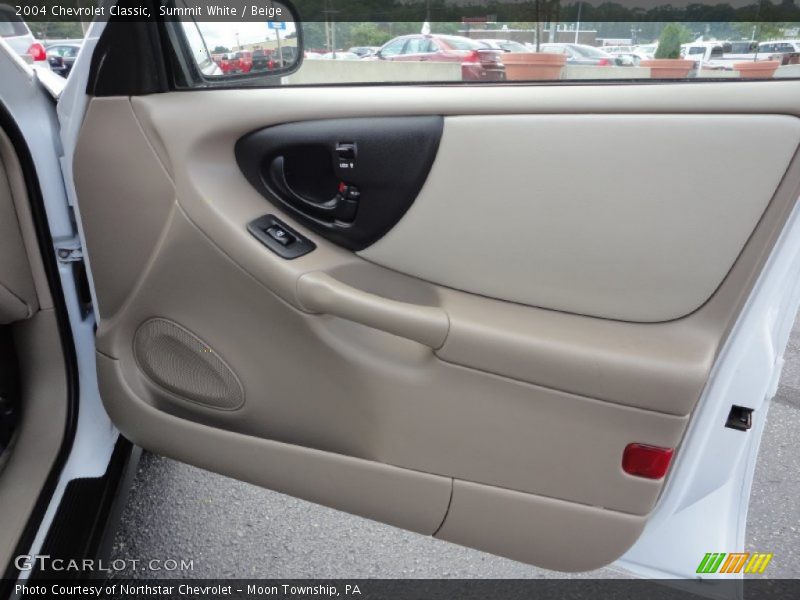 Summit White / Beige 2004 Chevrolet Classic