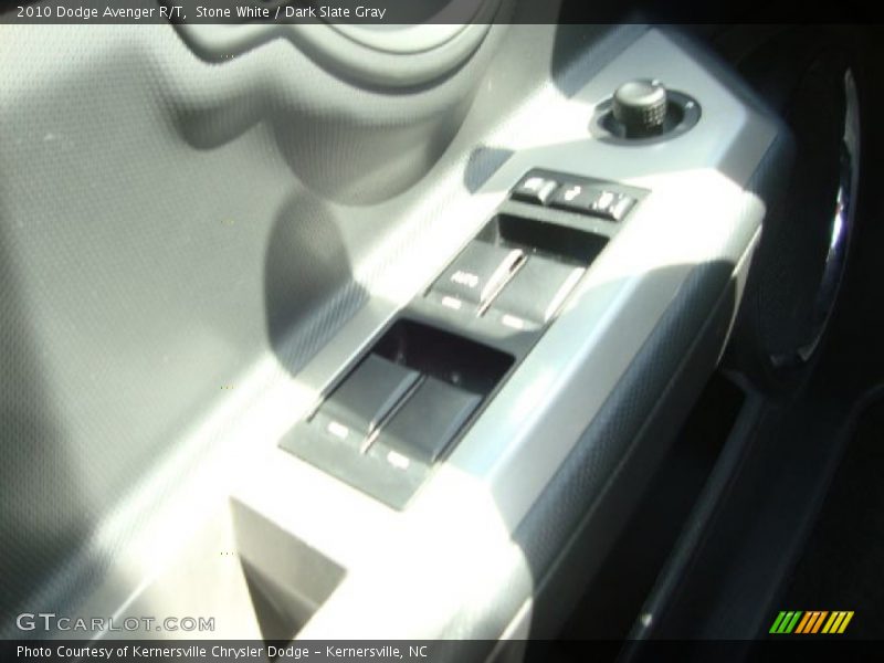Stone White / Dark Slate Gray 2010 Dodge Avenger R/T