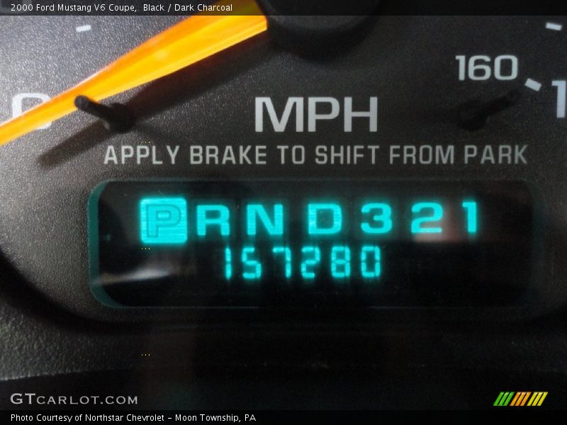 Black / Dark Charcoal 2000 Ford Mustang V6 Coupe