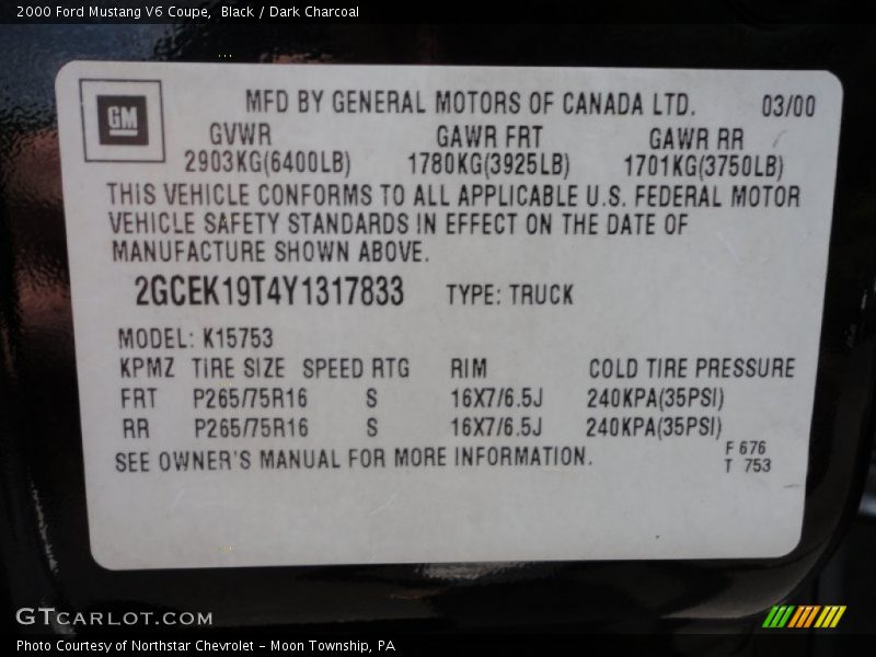 Black / Dark Charcoal 2000 Ford Mustang V6 Coupe