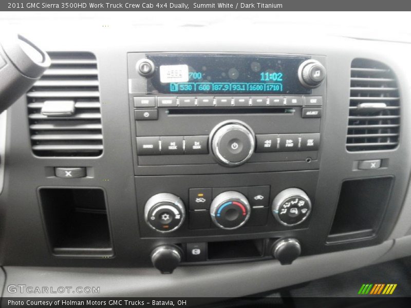 Controls of 2011 Sierra 3500HD Work Truck Crew Cab 4x4 Dually