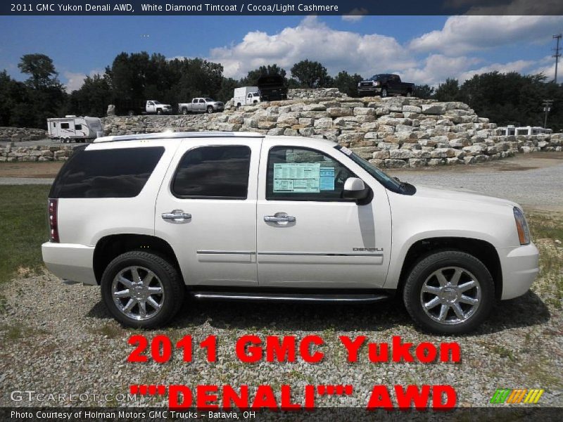 White Diamond Tintcoat / Cocoa/Light Cashmere 2011 GMC Yukon Denali AWD