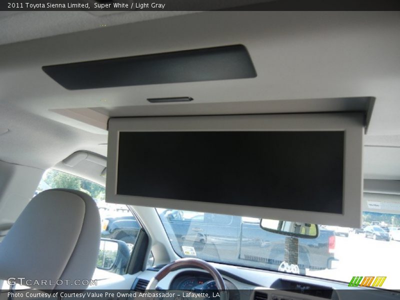 Super White / Light Gray 2011 Toyota Sienna Limited