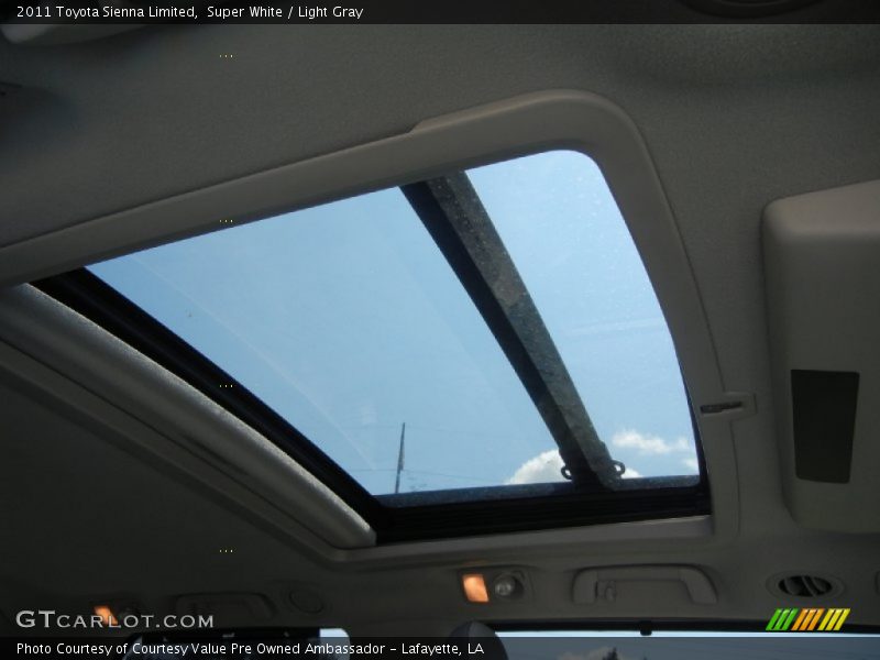 Super White / Light Gray 2011 Toyota Sienna Limited
