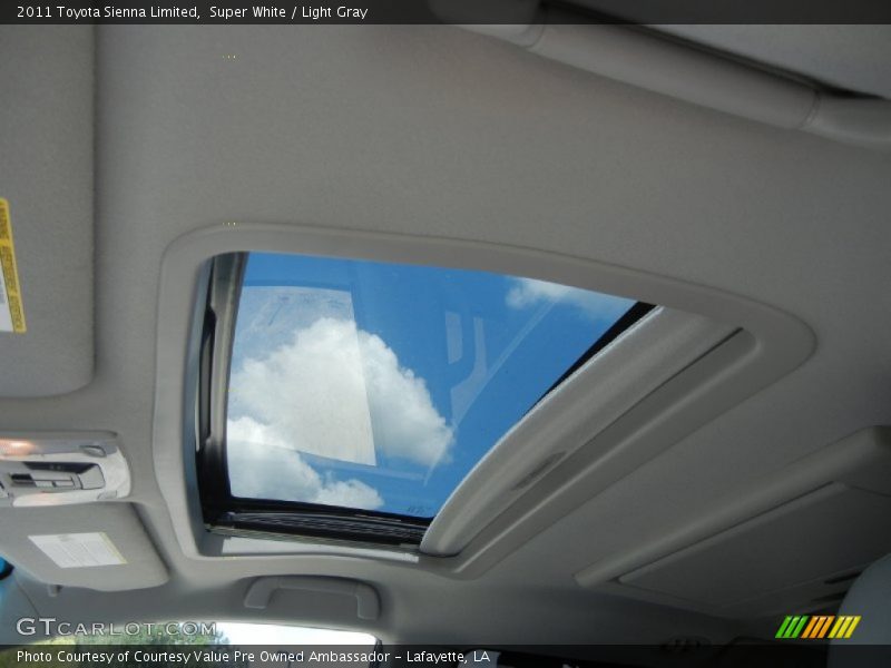Super White / Light Gray 2011 Toyota Sienna Limited