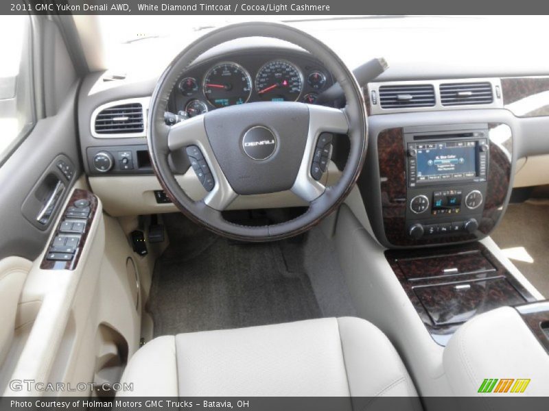 White Diamond Tintcoat / Cocoa/Light Cashmere 2011 GMC Yukon Denali AWD