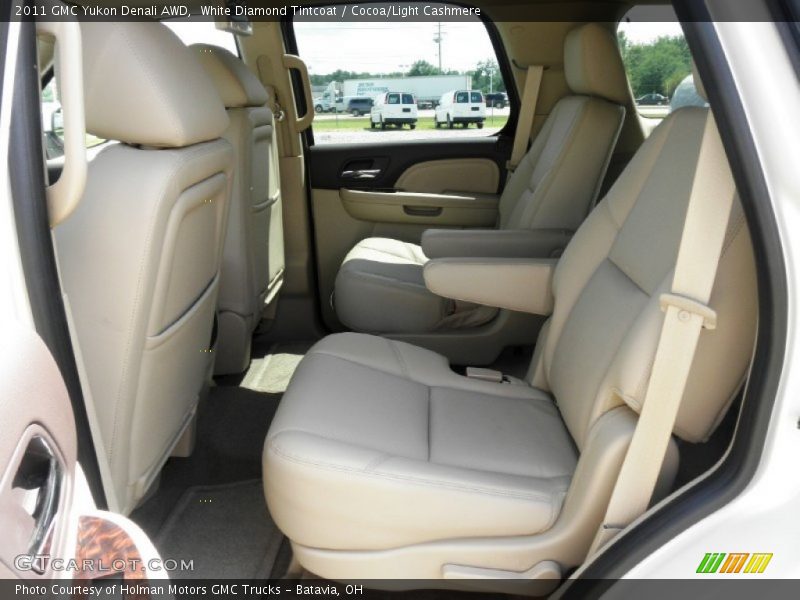 White Diamond Tintcoat / Cocoa/Light Cashmere 2011 GMC Yukon Denali AWD