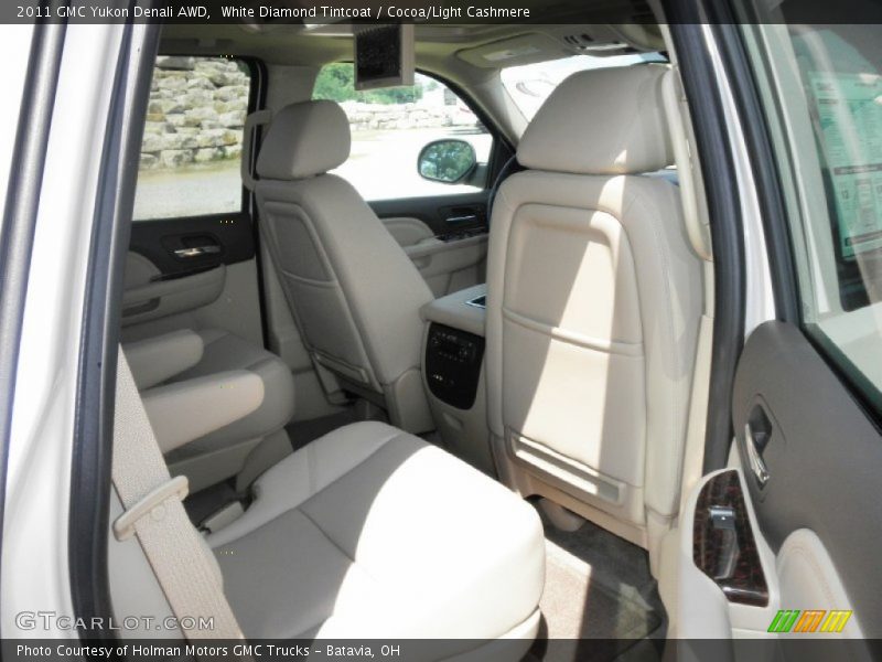 White Diamond Tintcoat / Cocoa/Light Cashmere 2011 GMC Yukon Denali AWD