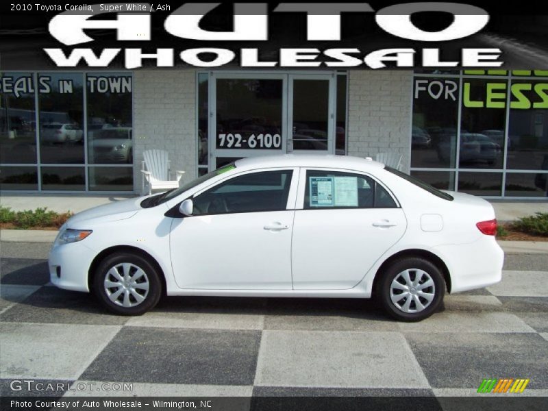 Super White / Ash 2010 Toyota Corolla