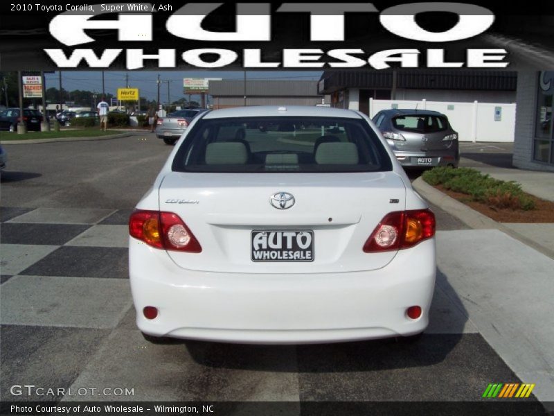 Super White / Ash 2010 Toyota Corolla