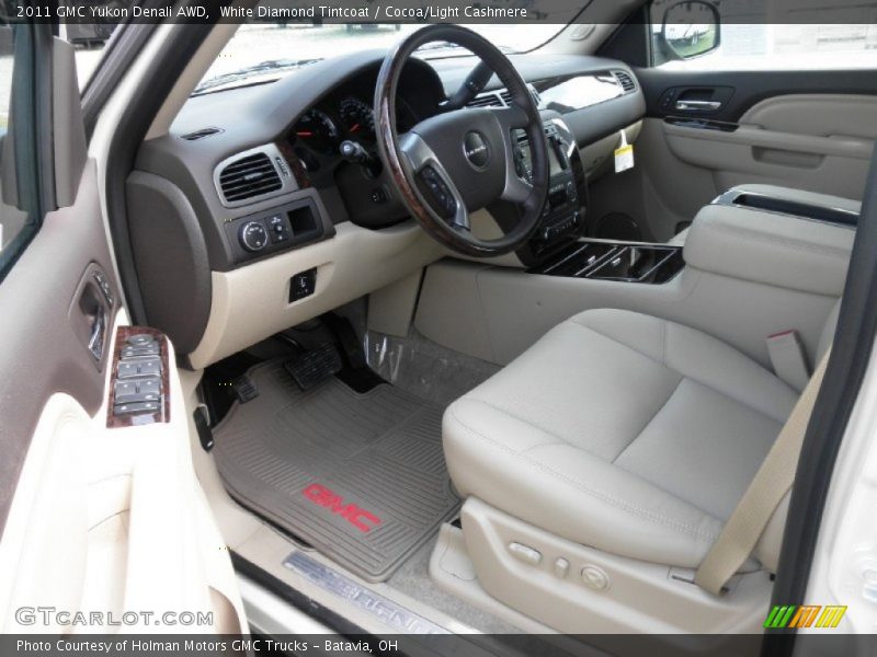 White Diamond Tintcoat / Cocoa/Light Cashmere 2011 GMC Yukon Denali AWD