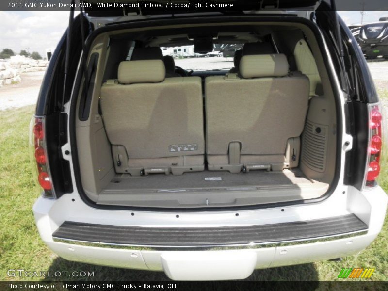 White Diamond Tintcoat / Cocoa/Light Cashmere 2011 GMC Yukon Denali AWD