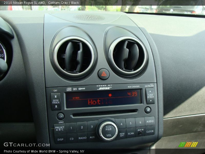 Gotham Gray / Black 2010 Nissan Rogue SL AWD