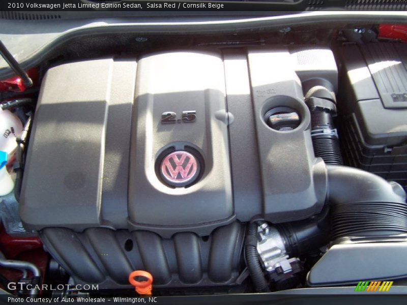  2010 Jetta Limited Edition Sedan Engine - 2.5 Liter DOHC 20-Valve 5 Cylinder