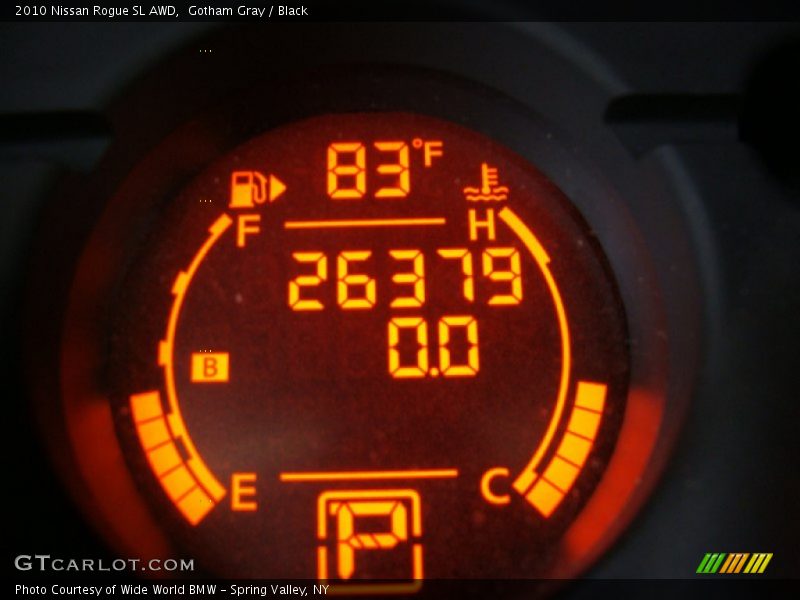 Gotham Gray / Black 2010 Nissan Rogue SL AWD