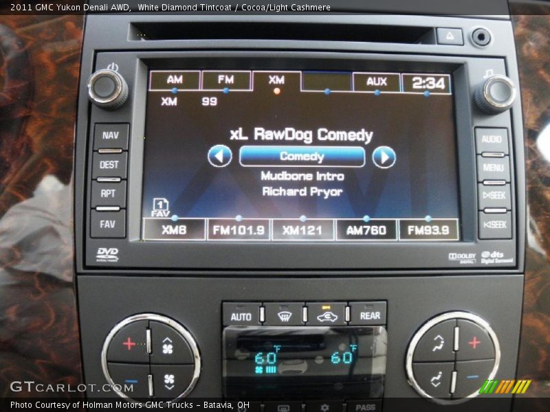 White Diamond Tintcoat / Cocoa/Light Cashmere 2011 GMC Yukon Denali AWD