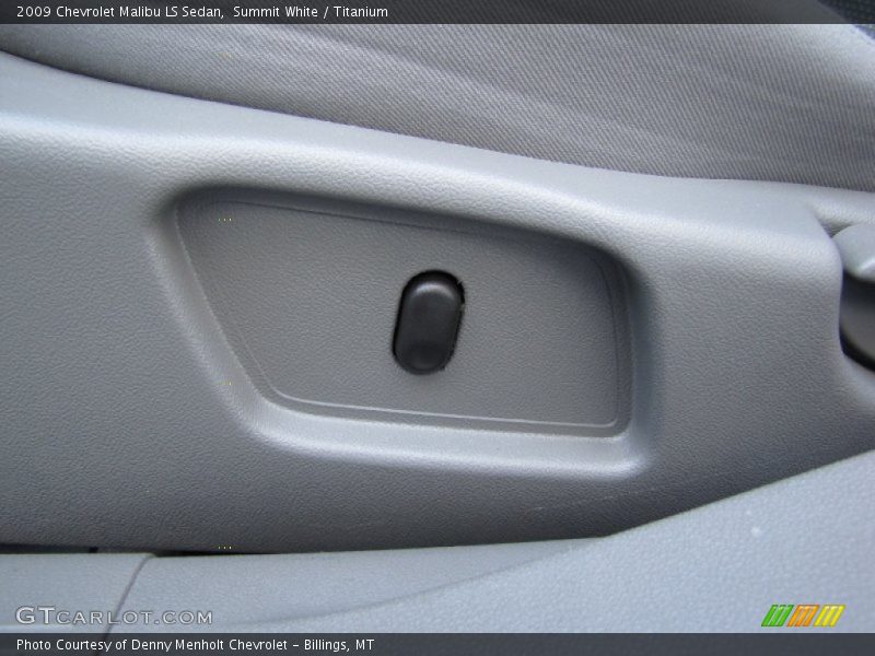 Summit White / Titanium 2009 Chevrolet Malibu LS Sedan