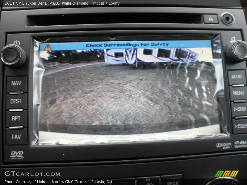 White Diamond Tintcoat / Ebony 2011 GMC Yukon Denali AWD