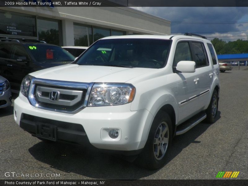 Taffeta White / Gray 2009 Honda Pilot Touring 4WD