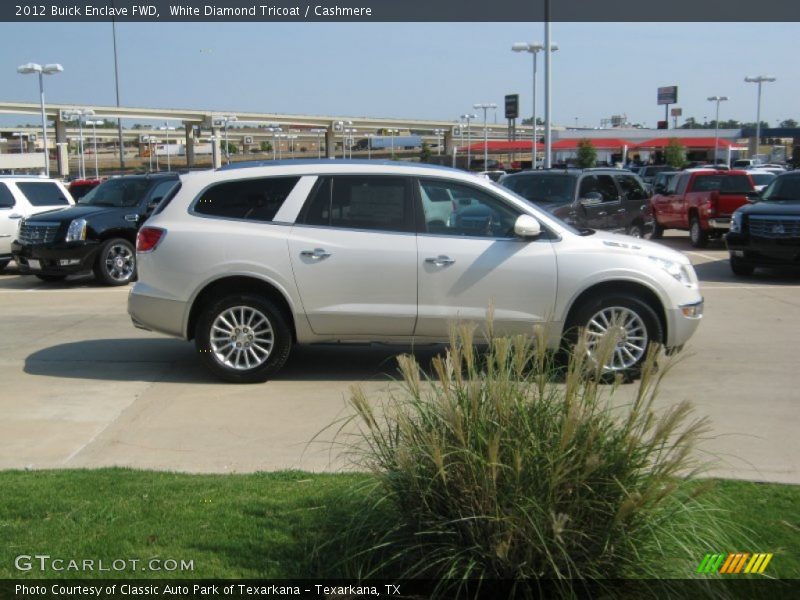 White Diamond Tricoat / Cashmere 2012 Buick Enclave FWD