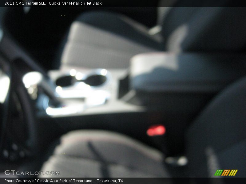 Quicksilver Metallic / Jet Black 2011 GMC Terrain SLE