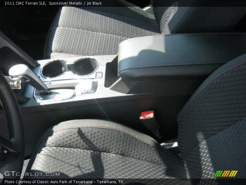 Quicksilver Metallic / Jet Black 2011 GMC Terrain SLE