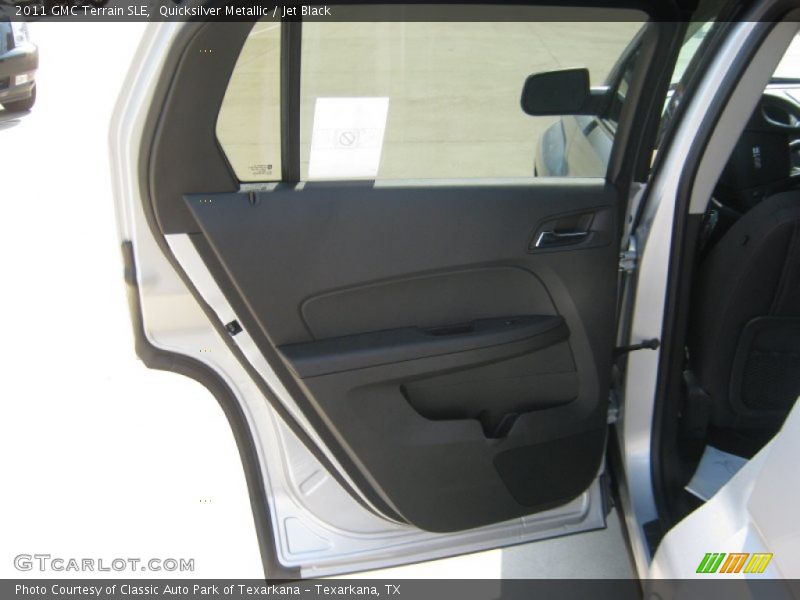 Quicksilver Metallic / Jet Black 2011 GMC Terrain SLE