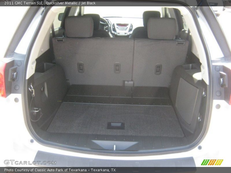 Quicksilver Metallic / Jet Black 2011 GMC Terrain SLE