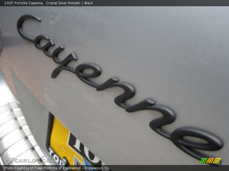 Crystal Silver Metallic / Black 2005 Porsche Cayenne